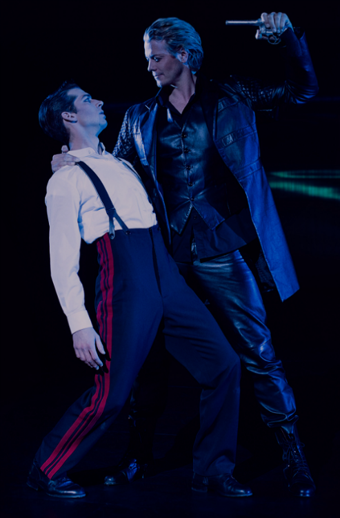 Elisabeth das Musical: 'Mối tình' lạ kỳ giữa nàng Hoàng hậu và chàng Tử thần Elisabeth das Musical: 'Mối tình' lạ kỳ giữa nàng Hoàng hậu và chàng Tử thần