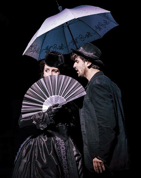 Elisabeth das Musical: 'Mối tình' lạ kỳ giữa nàng Hoàng hậu và chàng Tử thần Elisabeth das Musical: 'Mối tình' lạ kỳ giữa nàng Hoàng hậu và chàng Tử thần