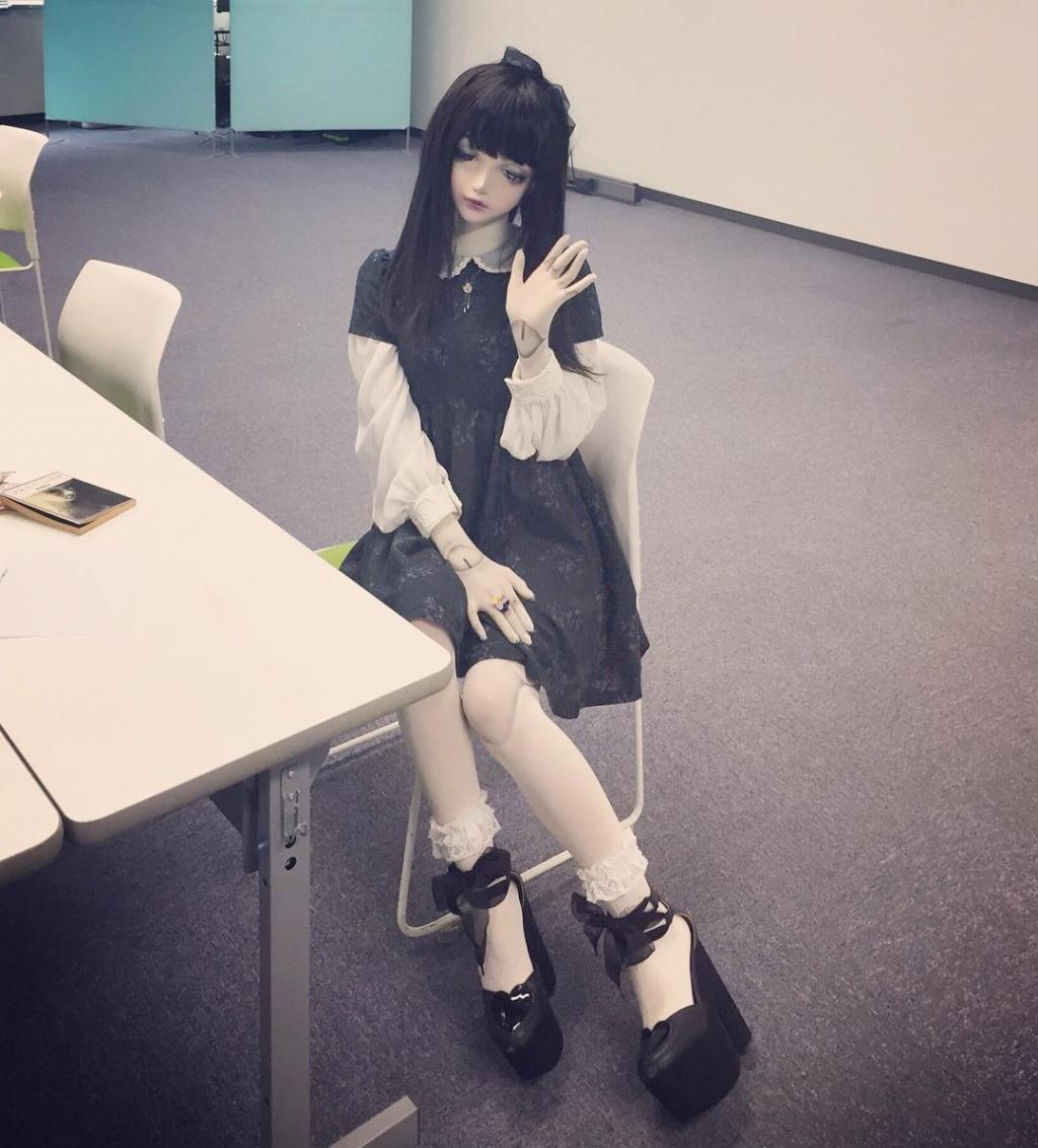 Lulu Hashimoto – Búp bê sống khuynh đảo đất nước mặt trời mọc Lulu Hashimoto – Búp bê sống khuynh đảo đất nước mặt trời mọc