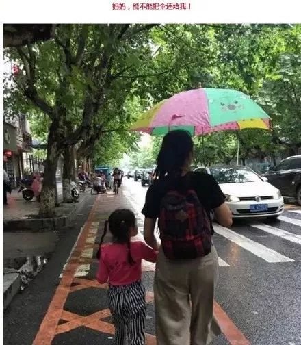 Giây phút bạn nhận ra chắc chắn mình được bố mẹ nhặt về từ... bãi rác Giây phút bạn nhận ra chắc chắn mình được bố mẹ nhặt về từ... bãi rác