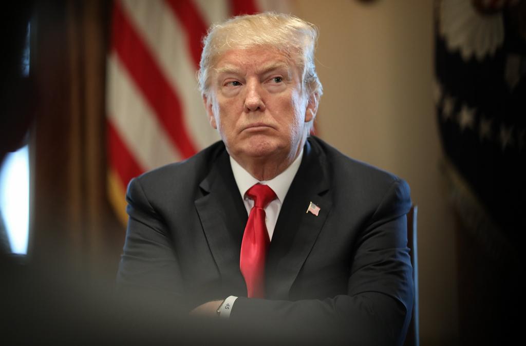Bận làm Tổng thống, Donald Trump vẫn kịp lên Twitter 'đá đểu' lượng rating thấp kỉ lục của Oscar 2018 Bận làm Tổng thống, Donald Trump vẫn kịp lên Twitter 'đá đểu' lượng rating thấp kỉ lục của Oscar 2018