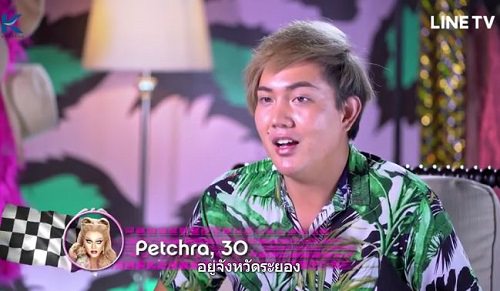 'Biến hoá' từ nam thành nữ khiến người xem thán phục trong show chuyển giới Thái Lan 'Biến hoá' từ nam thành nữ khiến người xem thán phục trong show chuyển giới Thái Lan