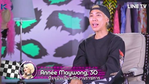 'Biến hoá' từ nam thành nữ khiến người xem thán phục trong show chuyển giới Thái Lan 'Biến hoá' từ nam thành nữ khiến người xem thán phục trong show chuyển giới Thái Lan