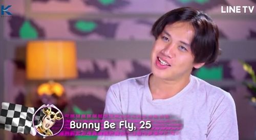 'Biến hoá' từ nam thành nữ khiến người xem thán phục trong show chuyển giới Thái Lan 'Biến hoá' từ nam thành nữ khiến người xem thán phục trong show chuyển giới Thái Lan