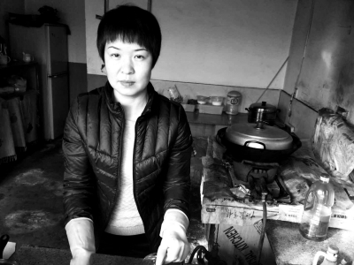 Một lời hứa ngàn vàng, nữ nhi quần quật trả nợ thay chồng quá cố Một lời hứa ngàn vàng, nữ nhi quần quật trả nợ thay chồng quá cố