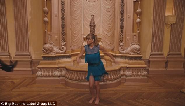 Taylor Swift ra mắt MV thứ hai cho 'Delicate' sau cáo buộc đạo nhái Taylor Swift ra mắt MV thứ hai cho 'Delicate' sau cáo buộc đạo nhái