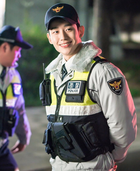 'Kẻ đánh cắp trái tim phụ nữ' Jung Hae In: Mọi thứ về anh đều hoàn hảo! 'Kẻ đánh cắp trái tim phụ nữ' Jung Hae In: Mọi thứ về anh đều hoàn hảo!