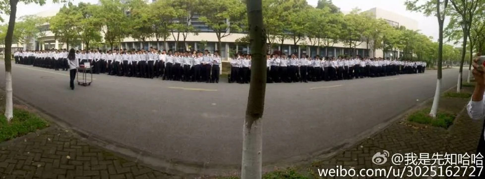 'Đãi ngộ' nào dành cho bạn nếu là nữ sinh duy nhất trong trường? 'Đãi ngộ' nào dành cho bạn nếu là nữ sinh duy nhất trong trường?