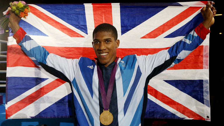 Võ sĩ quyền anh Anthony Joshua: Quá khứ vào tù ra tội đến huy chương vàng Olympic Võ sĩ quyền anh Anthony Joshua: Quá khứ vào tù ra tội đến huy chương vàng Olympic