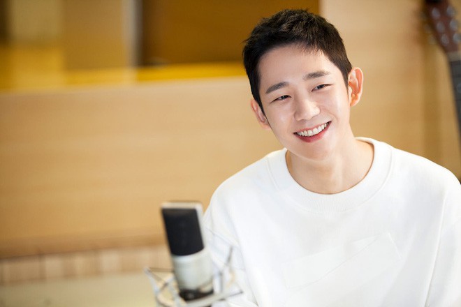 Đẹp trai như nam thần Jung Hae In cũng không dám xem lại ảnh mình thời trung học đâu! Đẹp trai như nam thần Jung Hae In cũng không dám xem lại ảnh mình thời trung học đâu!