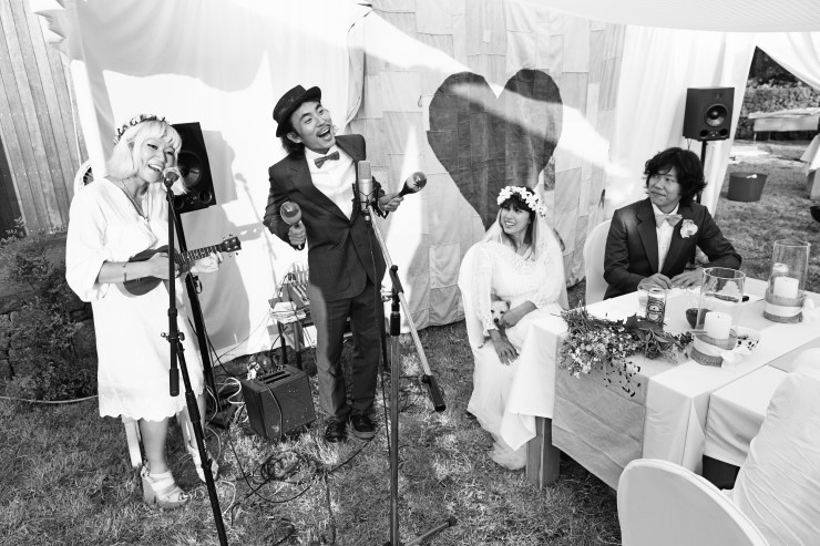 Lee Hyori: 'Dù trời xanh kia có sập xuống, chồng vẫn là người đẹp trai nhất trong mắt tôi' Lee Hyori: 'Dù trời xanh kia có sập xuống, chồng vẫn là người đẹp trai nhất trong mắt tôi'