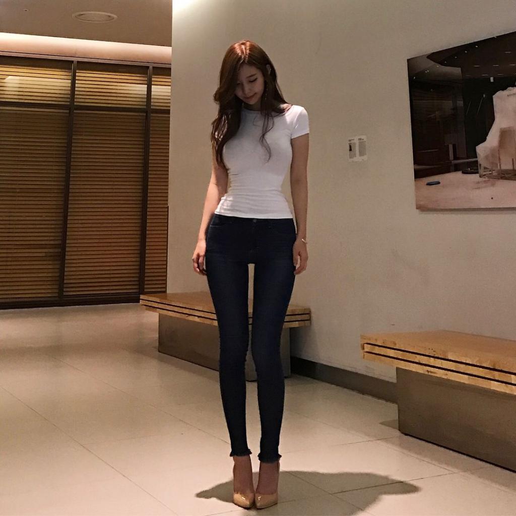 Tác giả webtoon đình đám 'True Beauty' lần đầu lộ diện: Nhan sắc cực phẩm như nữ chính trong truyện Tác giả webtoon đình đám 'True Beauty' lần đầu lộ diện: Nhan sắc cực phẩm như nữ chính trong truyện