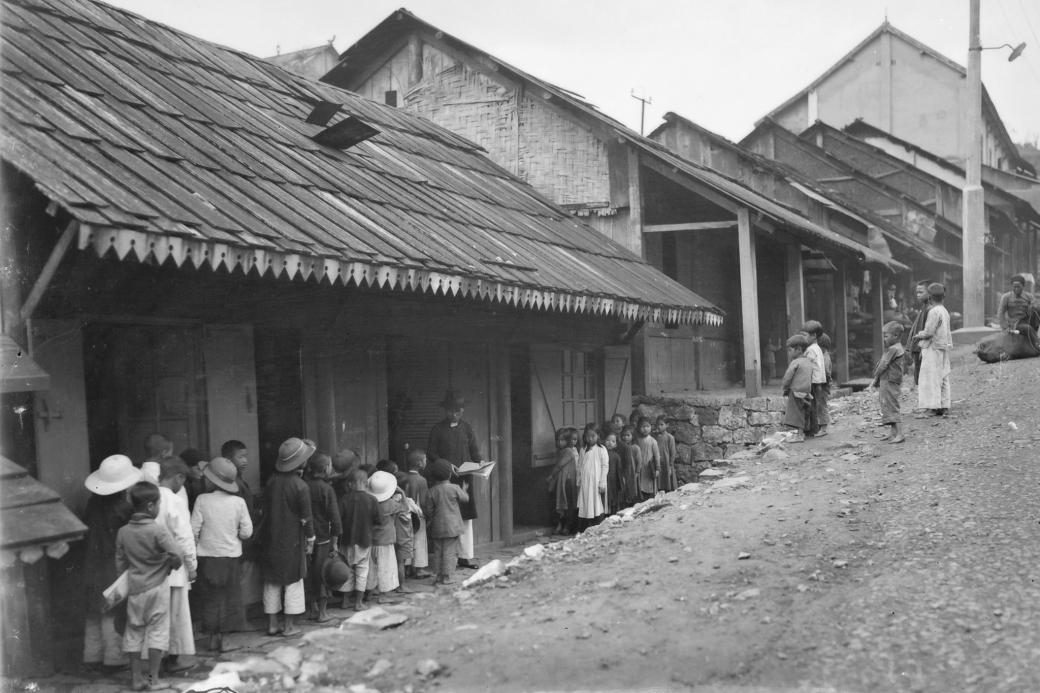 Thiên đường du lịch Sa Pa qua loạt ảnh chụp từ 100 năm trước Thiên đường du lịch Sa Pa qua loạt ảnh chụp từ 100 năm trước