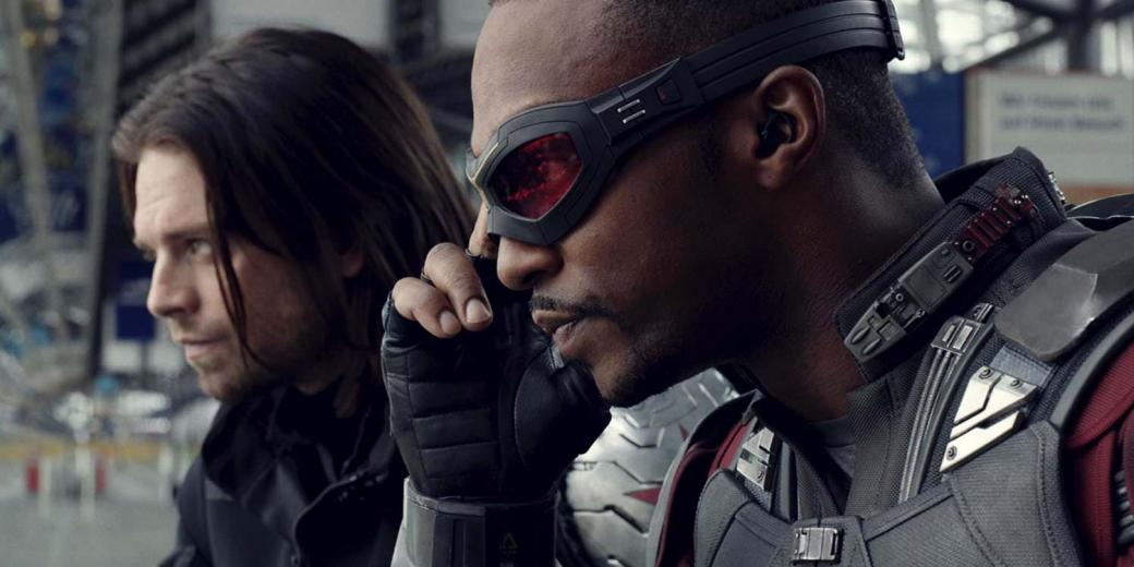 Lý do vì sao Falcon lại được trao khiên Captain America mà không phải Bucky? Lý do vì sao Falcon lại được trao khiên Captain America mà không phải Bucky?