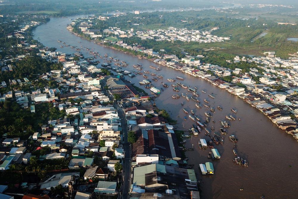 Chàng trai 'săn rác' suốt 3.000 km đường bờ biển Việt Nam: 'Những điều trông thấy mà đau đớn lòng' Chàng trai 'săn rác' suốt 3.000 km đường bờ biển Việt Nam: 'Những điều trông thấy mà đau đớn lòng'