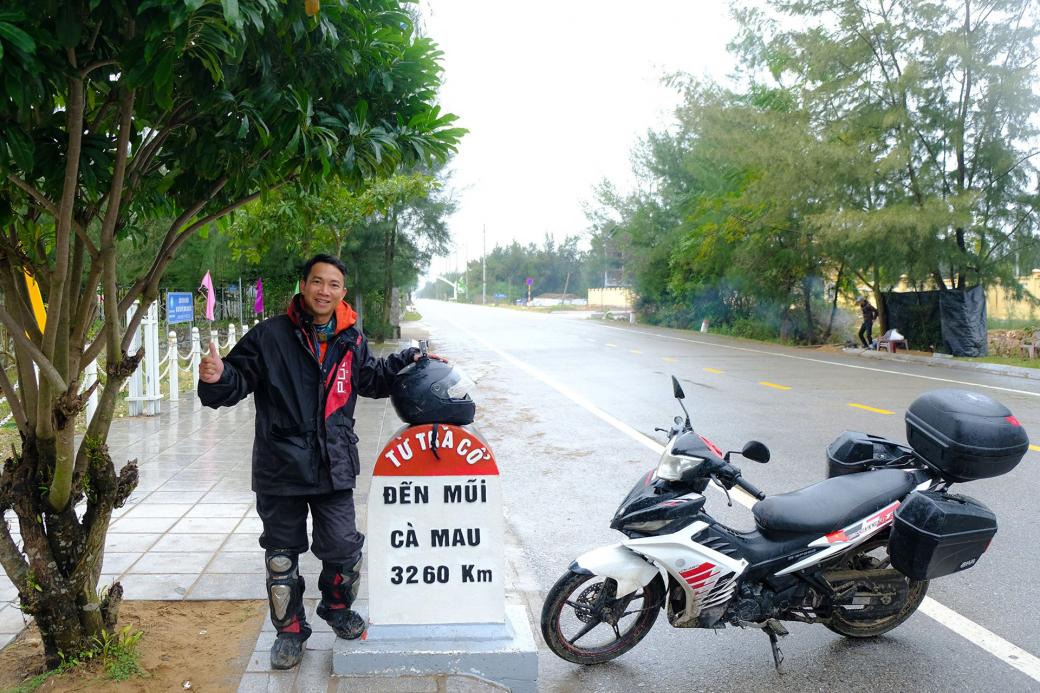 Chàng trai 'săn rác' suốt 3.000 km đường bờ biển Việt Nam: 'Những điều trông thấy mà đau đớn lòng' Chàng trai 'săn rác' suốt 3.000 km đường bờ biển Việt Nam: 'Những điều trông thấy mà đau đớn lòng'