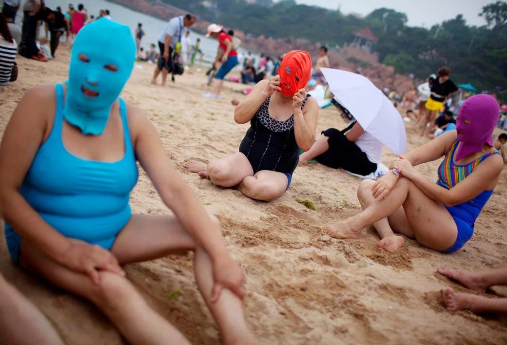 Bikini toàn thân giúp các 'ninja' không lo cháy nắng đã quay lại và lợi hại hơn xưa Bikini toàn thân giúp các 'ninja' không lo cháy nắng đã quay lại và lợi hại hơn xưa