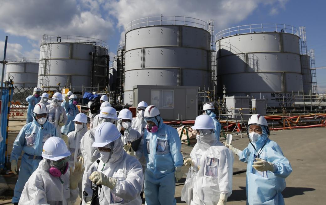 Nhật Bản có thể phải đổ nước thải phóng xạ từ nhà máy điện hạt nhân Fukushima vào Thái Bình Dương Nhật Bản có thể phải đổ nước thải phóng xạ từ nhà máy điện hạt nhân Fukushima vào Thái Bình Dương