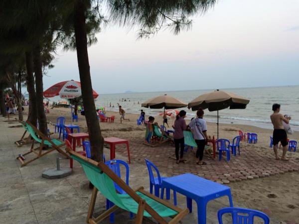 Tìm về tuổi thơ chân phương nơi làng biển xứ Thanh Tìm về tuổi thơ chân phương nơi làng biển xứ Thanh