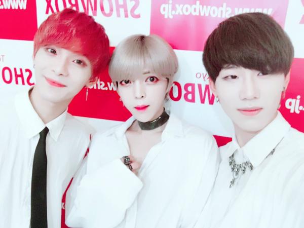 Nhóm nhạc K-Pop có ngoại hình 'quái dị' khiến thiên hạ sững sờ Nhóm nhạc K-Pop có ngoại hình 'quái dị' khiến thiên hạ sững sờ