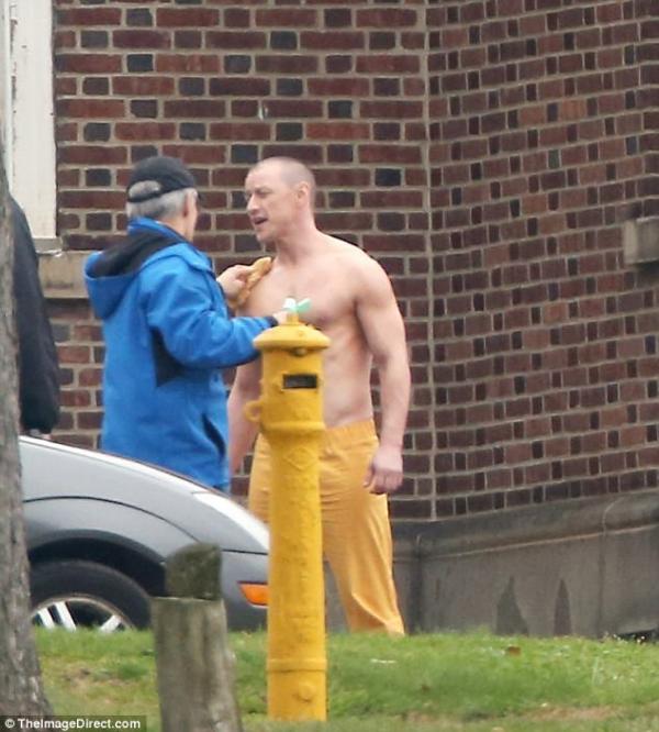 James McAvoy: Đâu rồi 'tiểu mỹ thụ' vạn người mê năm ấy? James McAvoy: Đâu rồi 'tiểu mỹ thụ' vạn người mê năm ấy?
