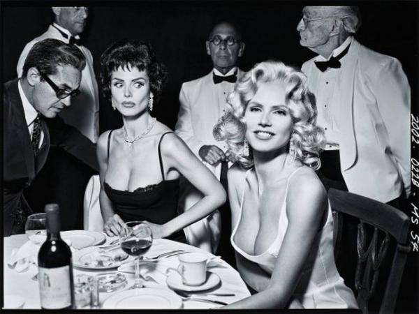 Sự thật về bức ảnh nổi tiếng nhất Hollywood: Sophia Loren 'lườm nguýt' 'biểu tượng sex' Jayne Mansfield Sự thật về bức ảnh nổi tiếng nhất Hollywood: Sophia Loren 'lườm nguýt' 'biểu tượng sex' Jayne Mansfield
