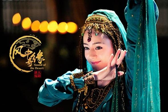 Thu nhập chênh lệch 'một trời một vực' của 'Tứ đại mỹ nhân' Tân Cương trong showbiz Hoa ngữ Thu nhập chênh lệch 'một trời một vực' của 'Tứ đại mỹ nhân' Tân Cương trong showbiz Hoa ngữ