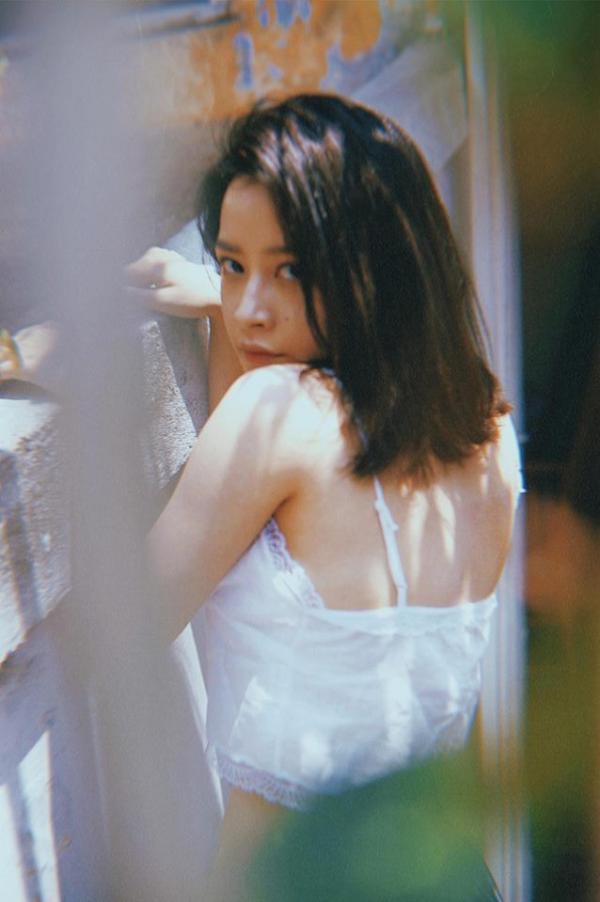 Chi Pu: Muốn là 'nữ thần thanh xuân' hay muốn học Sulli làm 'thần tượng Lolita' đây? Chi Pu: Muốn là 'nữ thần thanh xuân' hay muốn học Sulli làm 'thần tượng Lolita' đây?