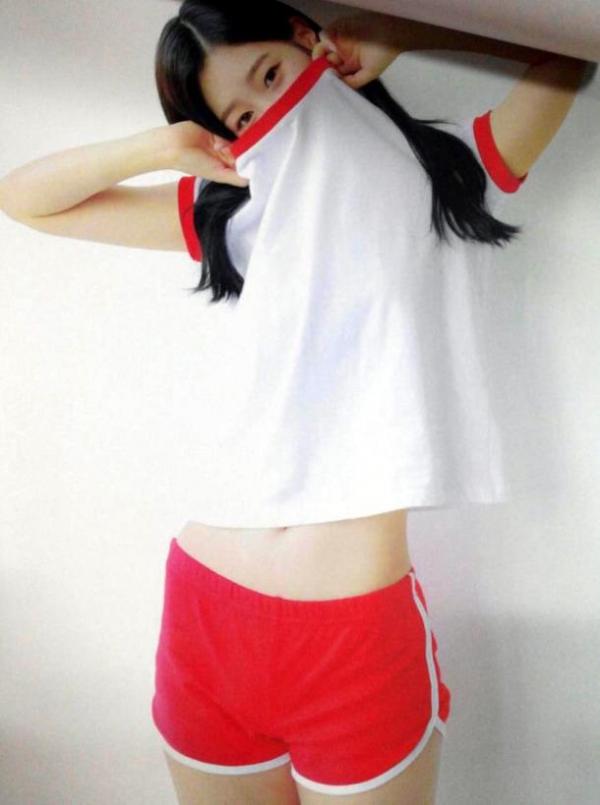 Chi Pu: Muốn là 'nữ thần thanh xuân' hay muốn học Sulli làm 'thần tượng Lolita' đây? Chi Pu: Muốn là 'nữ thần thanh xuân' hay muốn học Sulli làm 'thần tượng Lolita' đây?