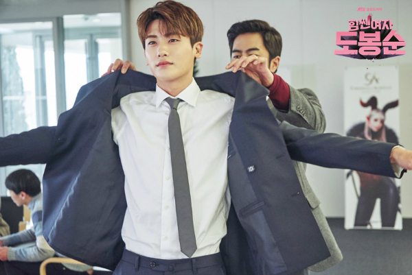 4 điểm khác biệt của 'Suits' phiên bản Hàn so với bản gốc 4 điểm khác biệt của 'Suits' phiên bản Hàn so với bản gốc