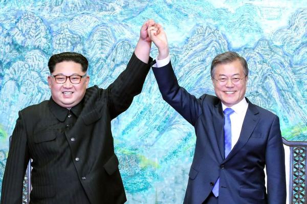 Hoà bình đã đến rất gần khi Kim Jong-Un mời chào McDonald's đến Triều Tiên Hoà bình đã đến rất gần khi Kim Jong-Un mời chào McDonald's đến Triều Tiên