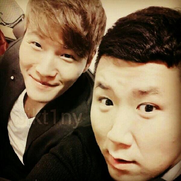 Hết cả hồn khi nghe Kim Jong Kook khuyên quản lý: 'Dù có là heo cũng phải làm con heo khoẻ mạnh' Hết cả hồn khi nghe Kim Jong Kook khuyên quản lý: 'Dù có là heo cũng phải làm con heo khoẻ mạnh'