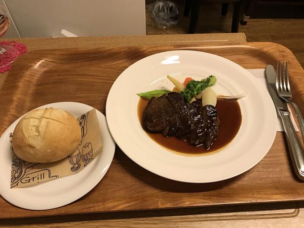 Hội chị em khăng khăng đòi đi đẻ ở Nhật sau khi thấy những bữa ăn sang chảnh trong bệnh viện này Hội chị em khăng khăng đòi đi đẻ ở Nhật sau khi thấy những bữa ăn sang chảnh trong bệnh viện này