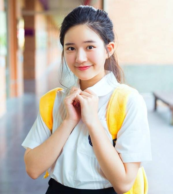 6 mỹ nhân đang được kì vọng là 'Tiểu hoa đán' hàng đầu xứ Trung trong tương lai 6 mỹ nhân đang được kì vọng là 'Tiểu hoa đán' hàng đầu xứ Trung trong tương lai