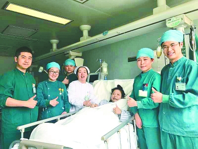 Cô gái hôn mê sâu 4 tháng bỗng dưng tỉnh lại sau khi nghe bài hát của Châu Kiệt Luân Cô gái hôn mê sâu 4 tháng bỗng dưng tỉnh lại sau khi nghe bài hát của Châu Kiệt Luân