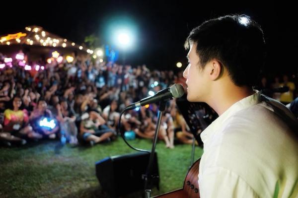 Hào phóng như 'Ông xã quốc dân' James Ma: Chi tiền túi cho 500 fan đi du lịch xả láng 3 ngày 2 đêm Hào phóng như 'Ông xã quốc dân' James Ma: Chi tiền túi cho 500 fan đi du lịch xả láng 3 ngày 2 đêm