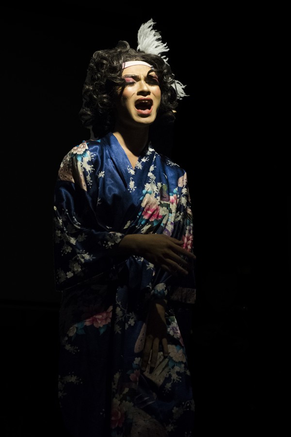 Xem các Drag Queens quậy tung cuộc sống về đêm ở Hà Nội như thế nào? Xem các Drag Queens quậy tung cuộc sống về đêm ở Hà Nội như thế nào?