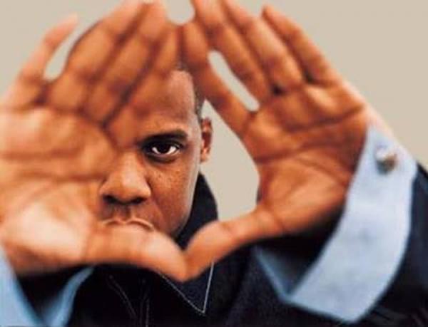 Thuyết âm mưu: Sơn Tùng và nhiều sao Việt là thành viên của hội kín bí ẩn Illuminati? Thuyết âm mưu: Sơn Tùng và nhiều sao Việt là thành viên của hội kín bí ẩn Illuminati?