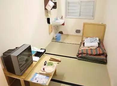 Loạt ảnh làm bạn ngớ người khi biết chúng được chụp bên trong... nhà tù ở Nhật Bản Loạt ảnh làm bạn ngớ người khi biết chúng được chụp bên trong... nhà tù ở Nhật Bản