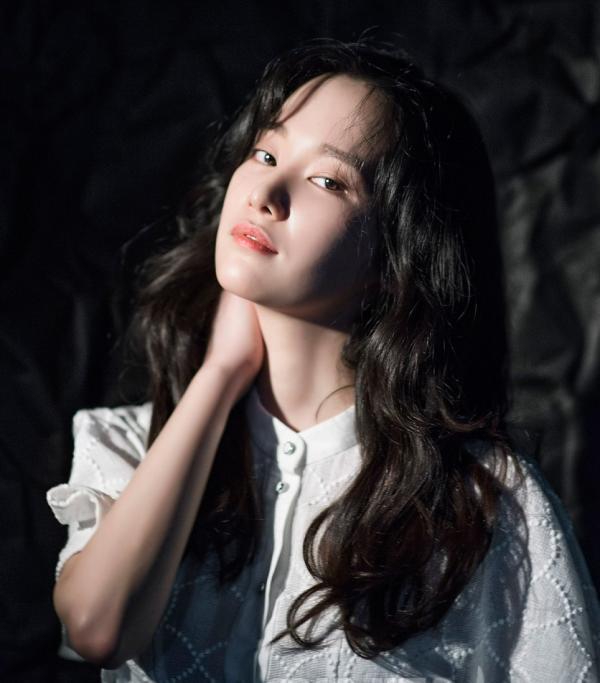 'Burning' của Lee Chang Dong: Cơn ác mộng tráng lệ về nỗi cô đơn và tuổi trẻ bải hoải 'Burning' của Lee Chang Dong: Cơn ác mộng tráng lệ về nỗi cô đơn và tuổi trẻ bải hoải