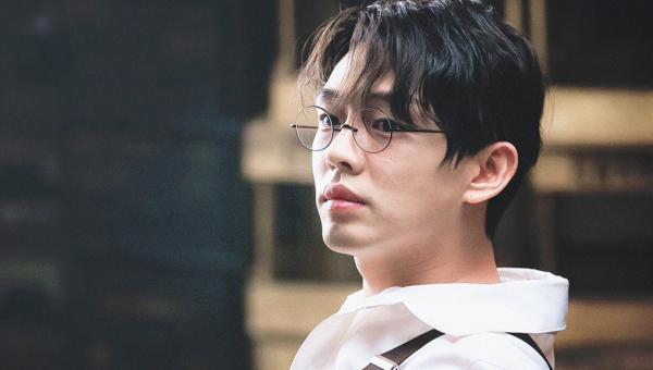 'Burning' của Lee Chang Dong: Cơn ác mộng tráng lệ về nỗi cô đơn và tuổi trẻ bải hoải 'Burning' của Lee Chang Dong: Cơn ác mộng tráng lệ về nỗi cô đơn và tuổi trẻ bải hoải
