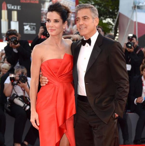 Hóa ra Sandra Bullock trẻ mãi không già là nhờ sử dụng tế bào từ 'của quý' của trẻ sơ sinh Hóa ra Sandra Bullock trẻ mãi không già là nhờ sử dụng tế bào từ 'của quý' của trẻ sơ sinh