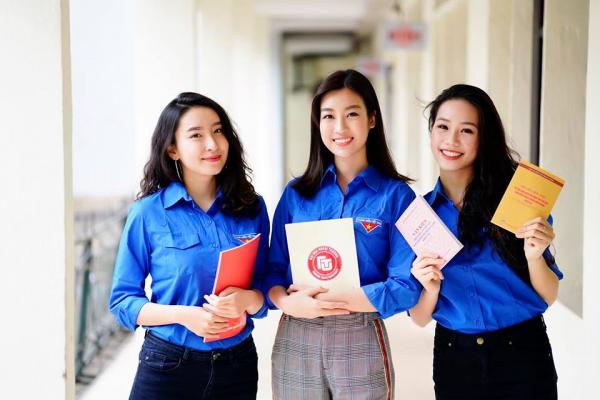 Tự mình giảm 12kg, cô gái này bây giờ đã là một vlogger nổi tiếng về làm đẹp và giảm cân lành mạnh Tự mình giảm 12kg, cô gái này bây giờ đã là một vlogger nổi tiếng về làm đẹp và giảm cân lành mạnh
