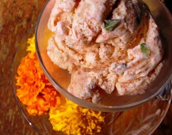 10 hương vị kem độc lạ nên thử một lần trong đời: Bạn chọn kem sữa mẹ hay kem tỏi? 10 hương vị kem độc lạ nên thử một lần trong đời: Bạn chọn kem sữa mẹ hay kem tỏi?