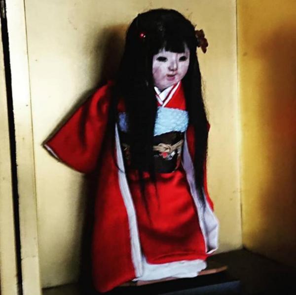 Búp bê mọc tóc ở Nhật Bản 'ăn đứt' Annabelle về độ đáng sợ Búp bê mọc tóc ở Nhật Bản 'ăn đứt' Annabelle về độ đáng sợ