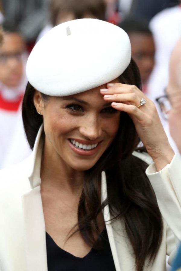10 nội quy dành cho Meghan Markle khi chính thức là thành viên của Hoàng gia Anh 10 nội quy dành cho Meghan Markle khi chính thức là thành viên của Hoàng gia Anh