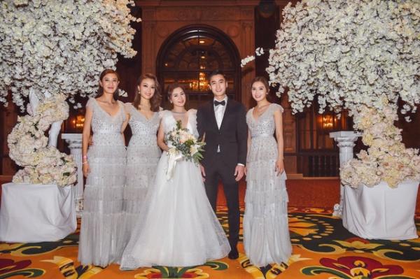 Tổ chức đám cưới tại hội trường trao Oscar, Chung Hân Đồng cuối cùng cũng nhận được 'giải thưởng' chờ đợi cả đời Tổ chức đám cưới tại hội trường trao Oscar, Chung Hân Đồng cuối cùng cũng nhận được 'giải thưởng' chờ đợi cả đời