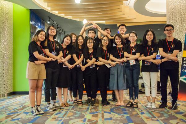 Triển lãm nghệ thuật 'Đà Nẵng Tui': Hãy đến xem cách người Việt trẻ chúng mình yêu quê hương! Triển lãm nghệ thuật 'Đà Nẵng Tui': Hãy đến xem cách người Việt trẻ chúng mình yêu quê hương!