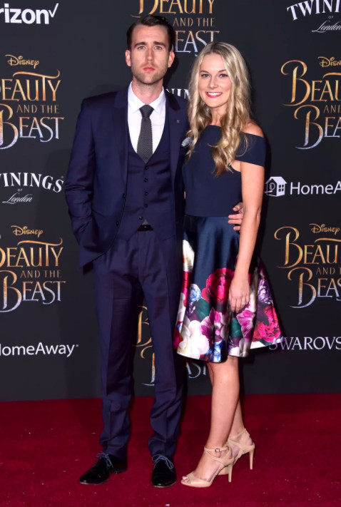 Cậu nhóc Neville mũm mĩm ngày nào trong 'Harry Potter' bất ngờ lấy vợ ở tuổi 28 Cậu nhóc Neville mũm mĩm ngày nào trong 'Harry Potter' bất ngờ lấy vợ ở tuổi 28