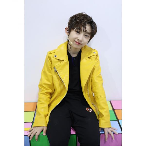 JYP ra mắt nhóm nhạc 'nhi đồng' ở Trung Quốc, sẽ là bản sao nâng cấp của TFBoys? JYP ra mắt nhóm nhạc 'nhi đồng' ở Trung Quốc, sẽ là bản sao nâng cấp của TFBoys?